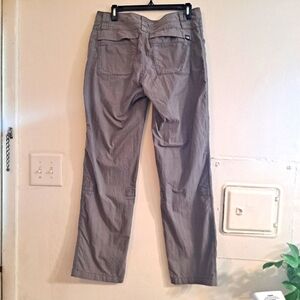 The North Face Cargo Pants Size 8
